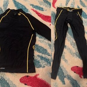 Skins A200 Thermal Compression Tights and Long Sleeve Shirt - Size Large